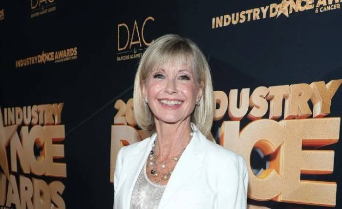 olivia newton john net worth