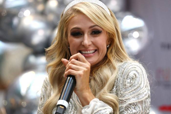 paris hilton net worth4