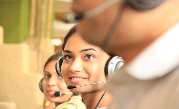 How Is AI Used in Contact Centers? How Is AI Used in Contact Centers